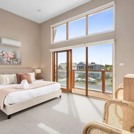 Over The Dunes To The Beach In Seconds Ocean Grove Exterior photo